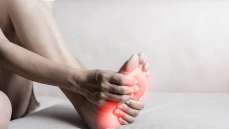 How To Treat Chronic Foot Pain?