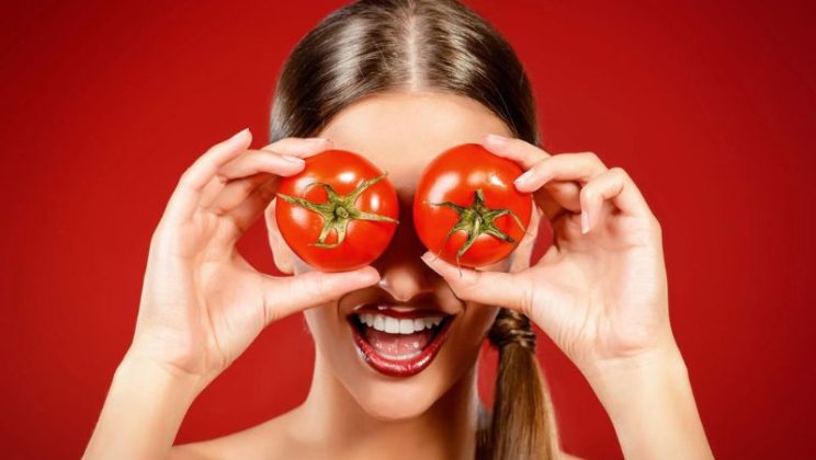 Tomato Face Pack To Make Your Face Look Gorgeous