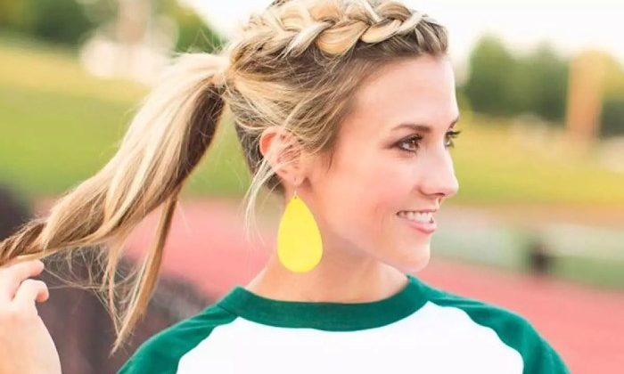 Five Stunning Styles for Your Ponytail Hairpiece