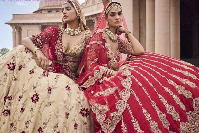 AIM DIRECTLY WITH THESE DESIGNER LEHENGAS FOR WOMEN!